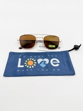 Life is Good +1.50 Square Reading Glasses Gold Metal Lightweight 51-23-140 NEW